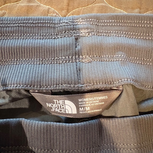 North Face Hiking Pants - Picture 3 of 3